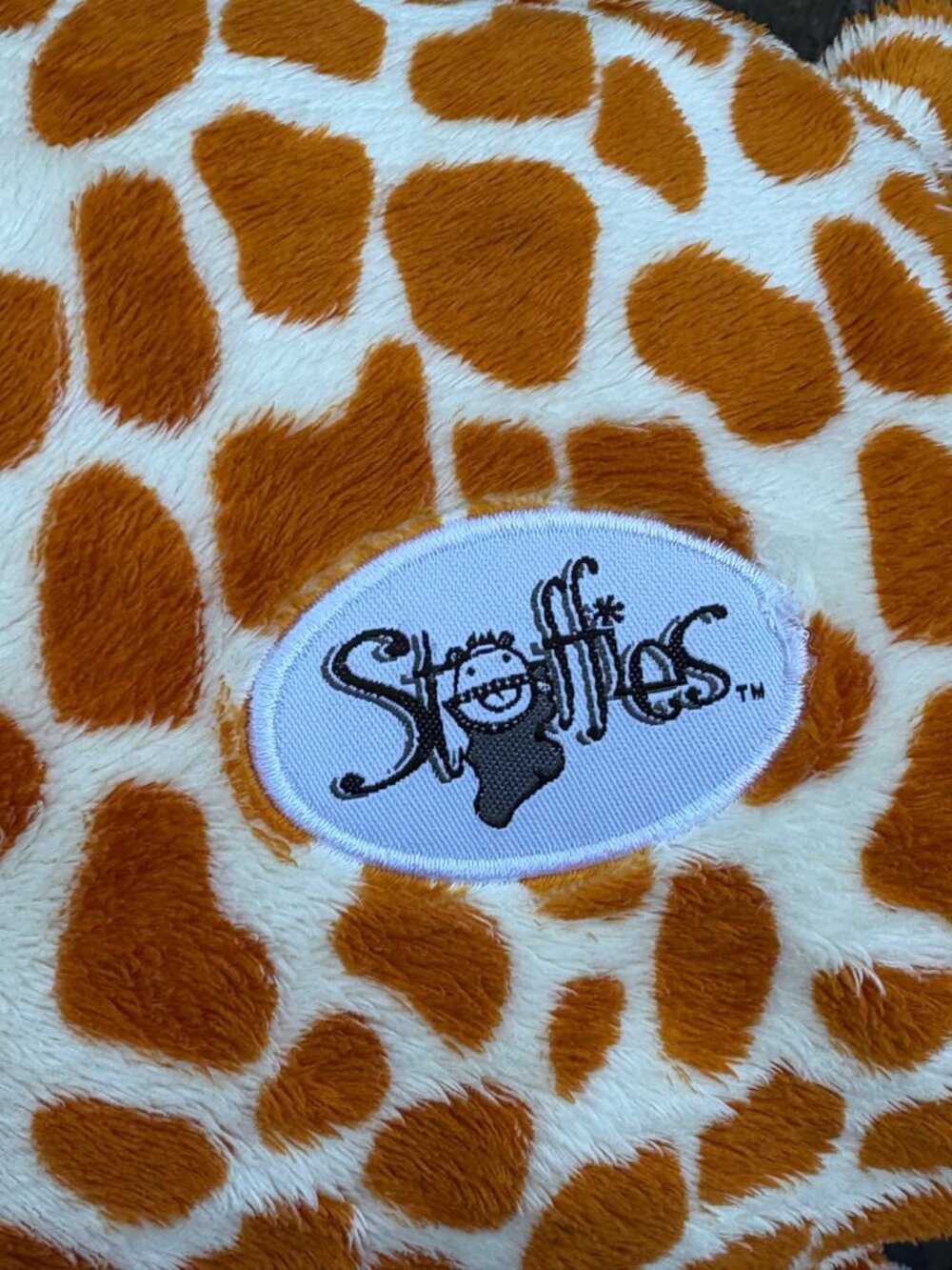 Stuffies Sky The Giraffe Plush Toy Stuffed Animal Plush Hidden Pockets 22" 2011 - Picture 6 of 11